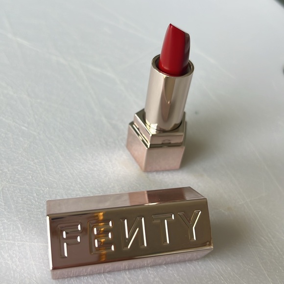 Fenty icon lipstick the MVP semi-matte new never used. Mini sized - Picture 2 of 4